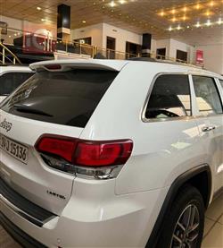 جيب جراند شيروكي